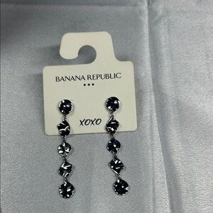 Banana Republic drop silver-tone flakes dangle earrings